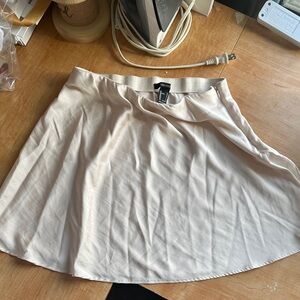 Elegant Cream Skirt FOREVER 21